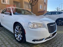 کرایسلەر 300